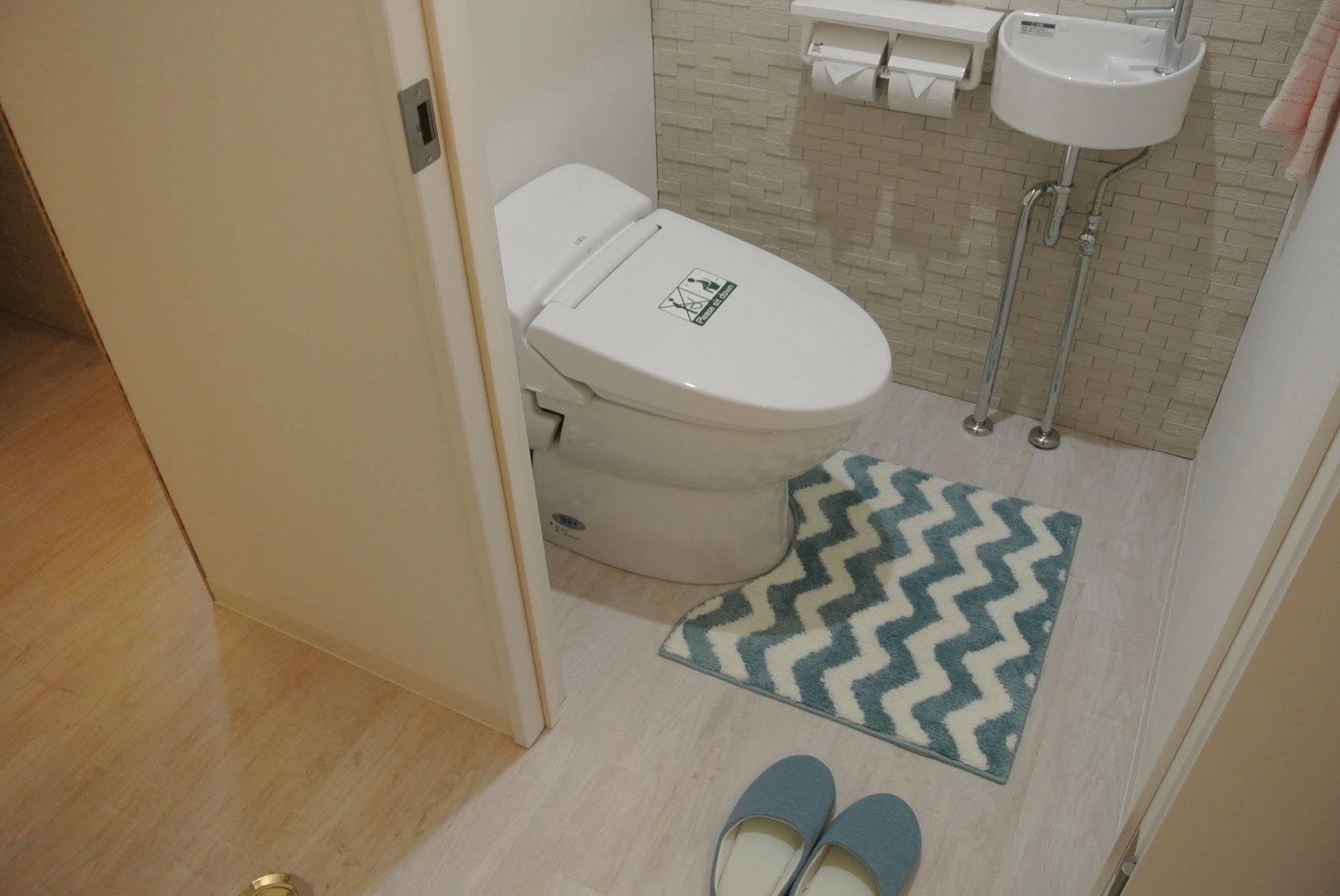 Backpackers Hotel Noosa Japan In Takatsuki Tonda Exterior photo